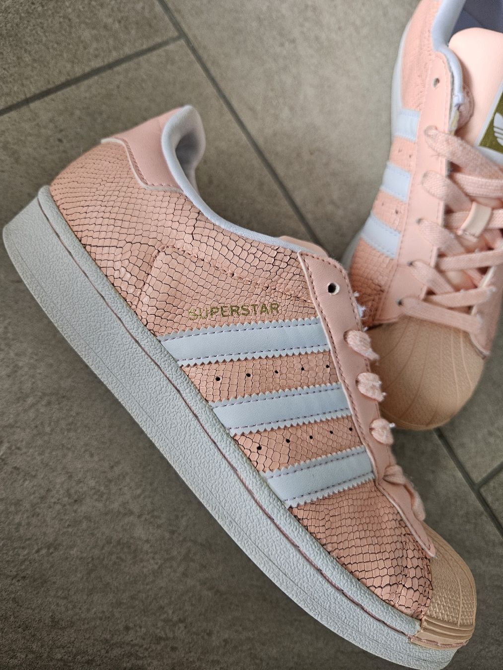 Adidas Scarpe da donna: Adidas Superstar, Grösse 37 1/3, lachsfarbig – Usato da Tobel venduto da Nicci_dee 2