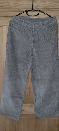 Cord-Hose aus 55% Hanf und 45% Baumwolle