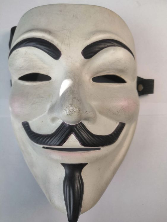 Adesivo Bumper - Maschera Anonymous - 120x160 Mm - Colore Nero, In Vinile Resistente Per Esterni