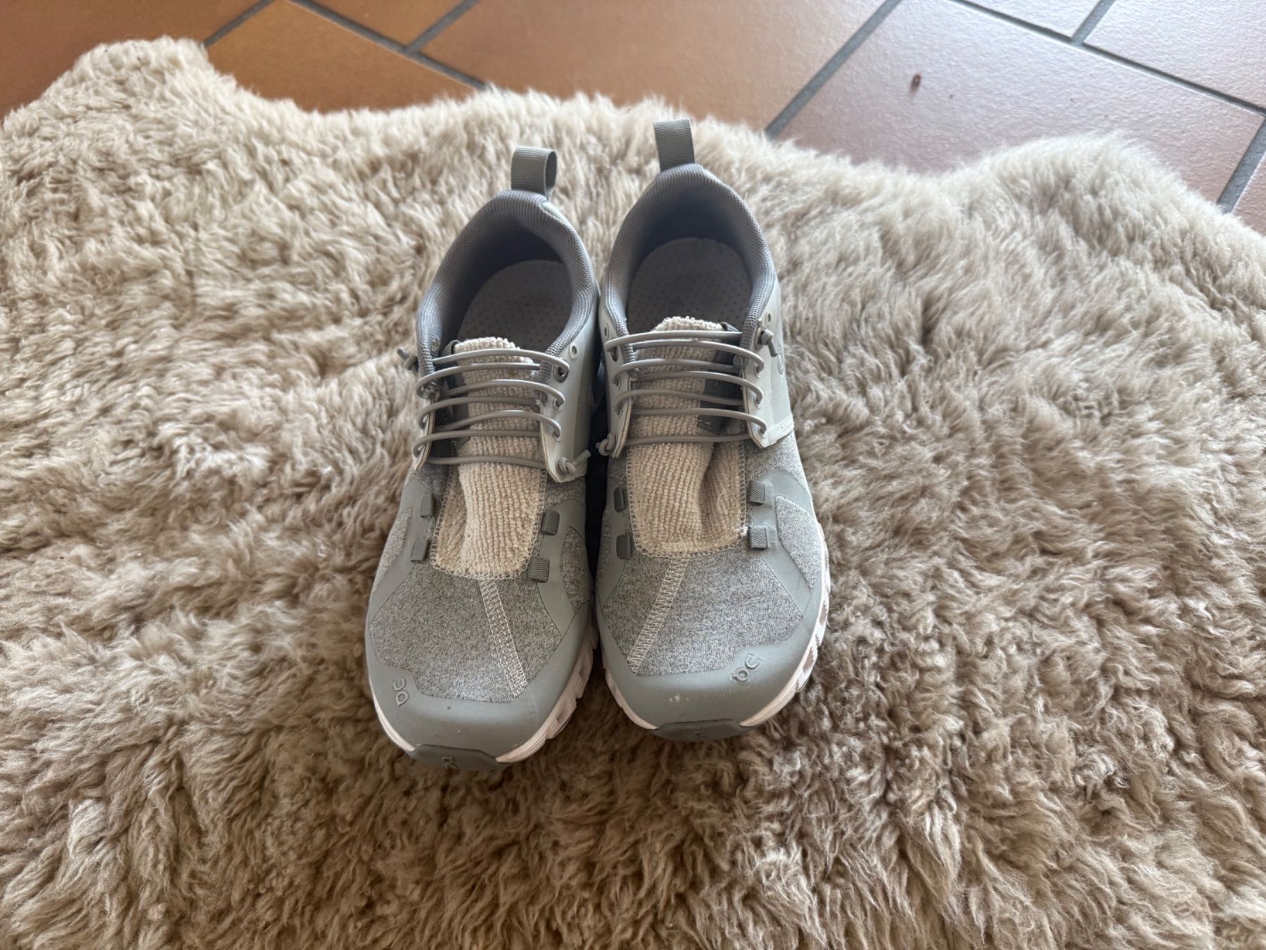On Scarpe da donna: ON SCHUHE Damen Nr. 36 – Nuovo (secondo la descrizione) da Oberglatt ZH venduto da Hero1512 1