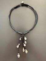 Collier avec 9 perles de Thaiti et cuir