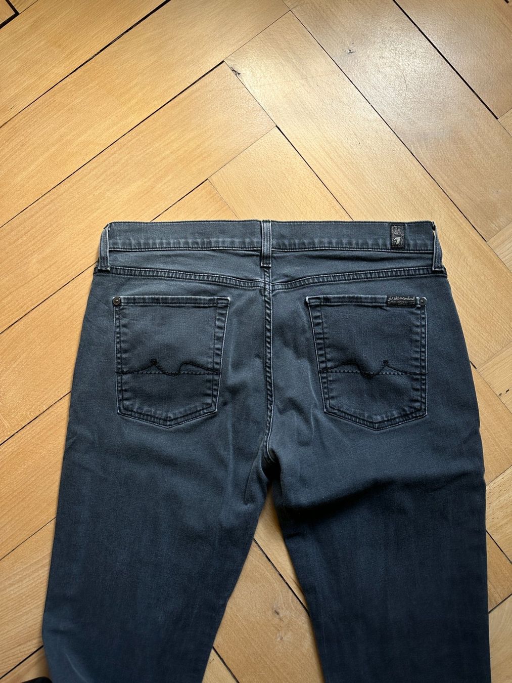 Mankind Jeans: 7 FOR ALL MANKIND - Jeans dunkelgrau W30 – Usato da Zürich venduto da Diazaio 2