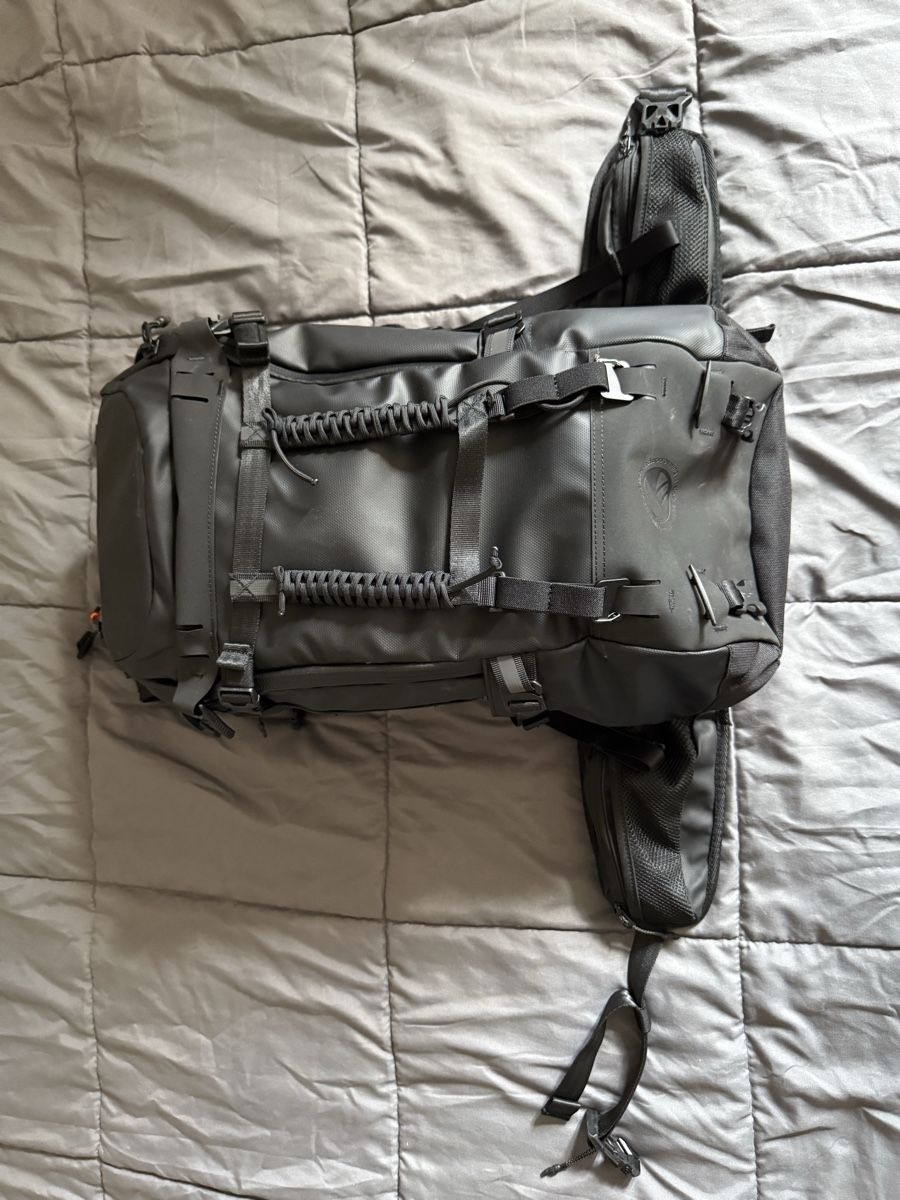 Rucksäcke: Sac à dos Haize Clamshell 25L Original – Gebraucht aus Fontainemelon von jcharpilloz8