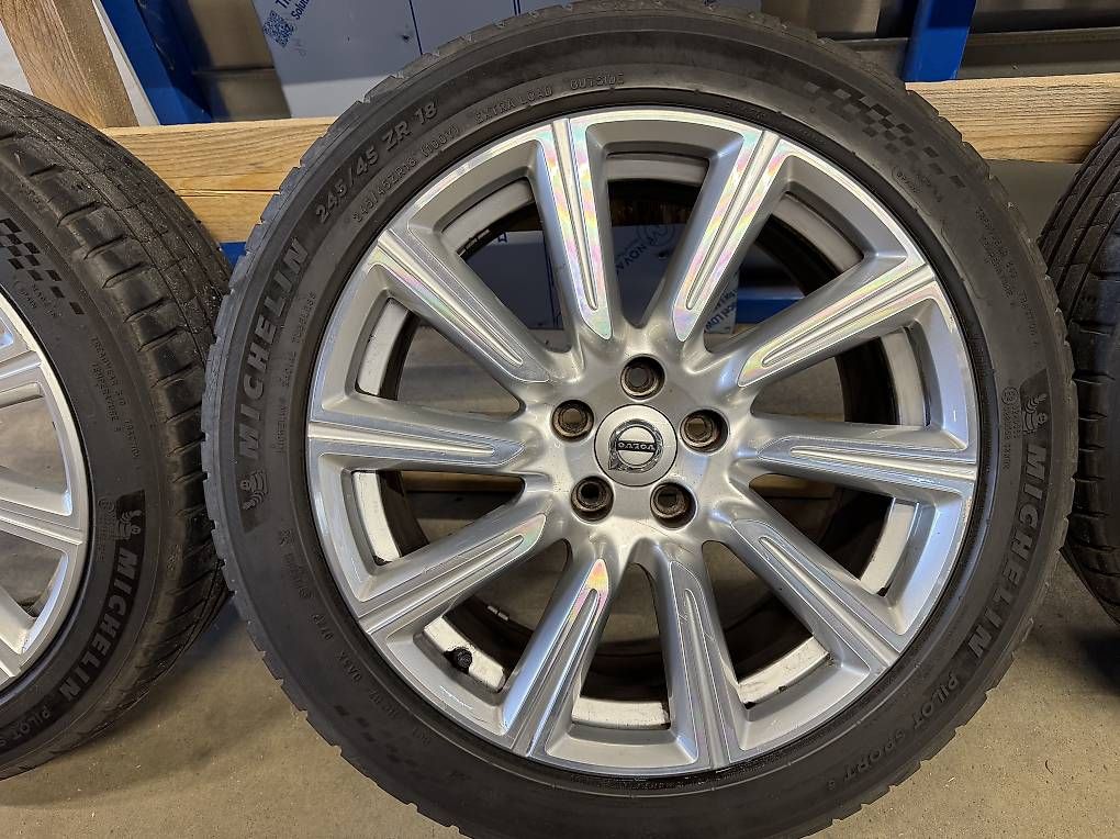 Volvo Cerchioni: Felgen Volvo Original – Usato da Emmenbrücke venduto da Laurelo 3