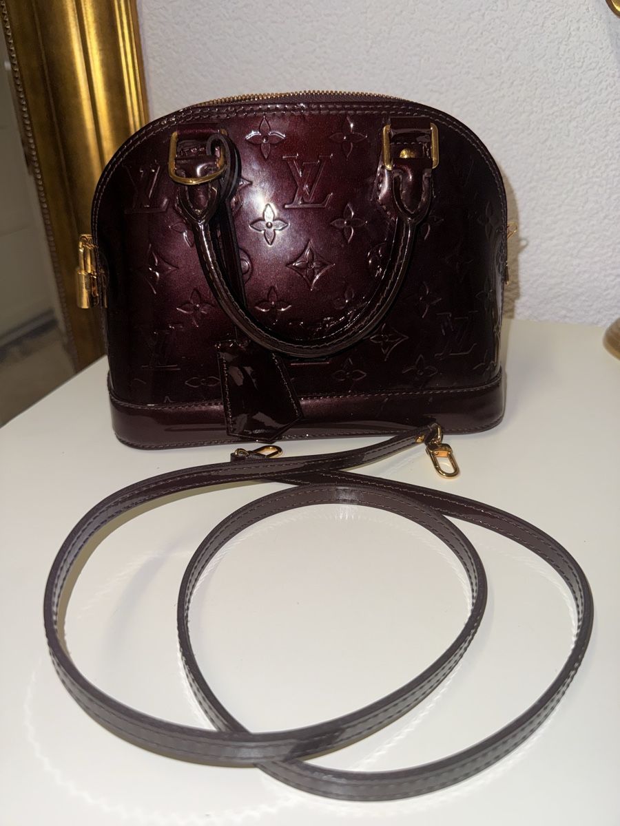 Louis Vuitton Borse da donna: Louis Vuitton Alma BB Amaranth – Usato da Biel/Bienne venduto da Violetta.V