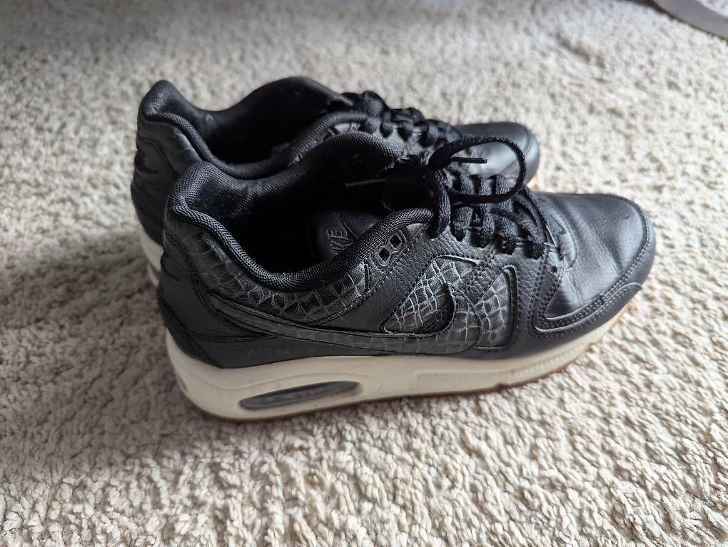 Nike Scarpe da donna: Nike Air Max Command - kaum getragen – Usato da Winterthur venduto da joh_mj2t