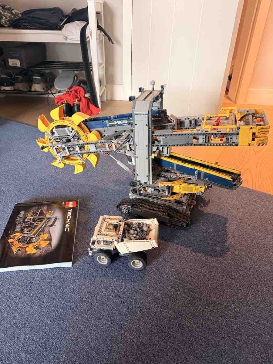 Lego Giocattoli: Lego Technic Schaufelradbagger mit Muldenkipper – Usato da Rüschlikon venduto da dvm123 3