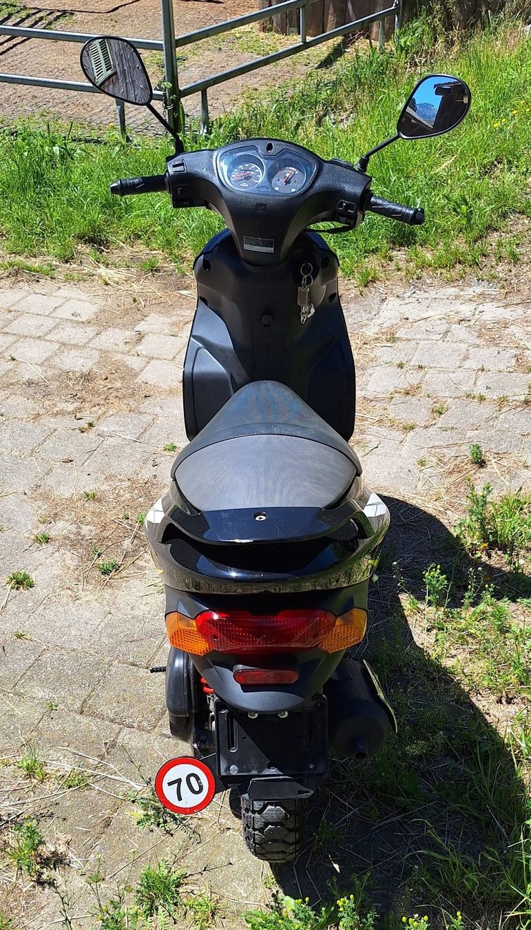 Daelim Scooter: Daelim S-Five Roller 50ccm – Usato da Ennetmoos venduto da MG_ 4