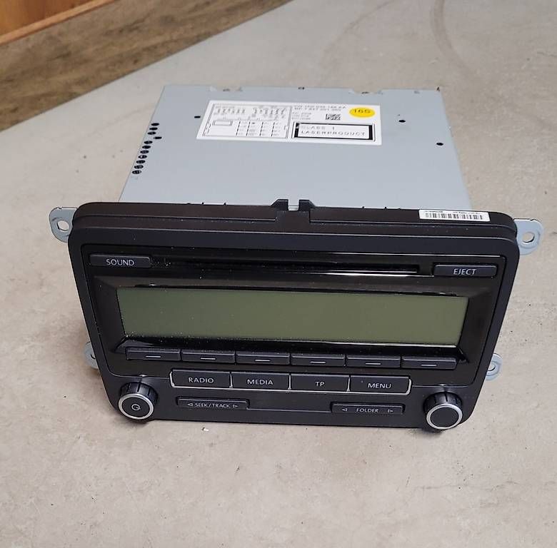 CD: Original VW Golf VI Radio CD Player – Usato da Küssnacht am Rigi venduto da Chalet37 1