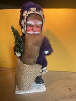 Weihnachtsfigur Samichlaus lila mit Tannenbaum gebraucht