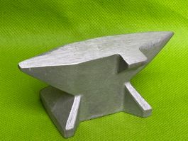 kleiner Amboss aus Aluminium