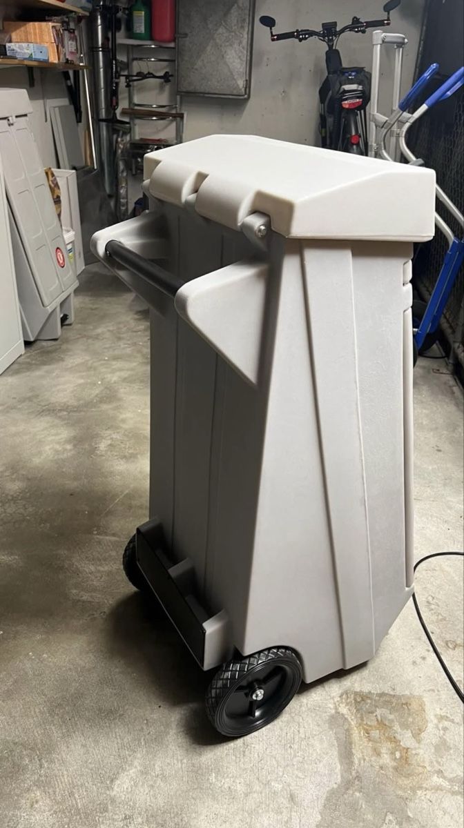 Eléments de bureau: Rollkorpus / Rollcontainer für Garage oder Werkstatt – Neuf (Voir description) à Greifensee par potenza66 2