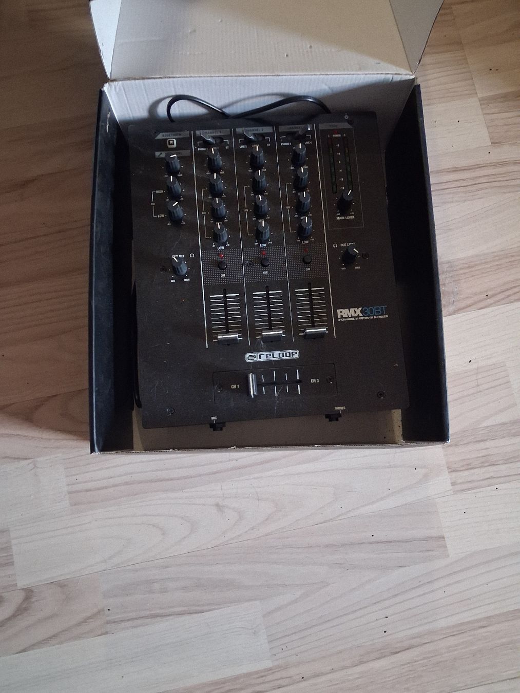 Reloop Console di mixaggio: table de mixage – Nuovo (secondo la descrizione) da Sierre venduto da djx_qr6h