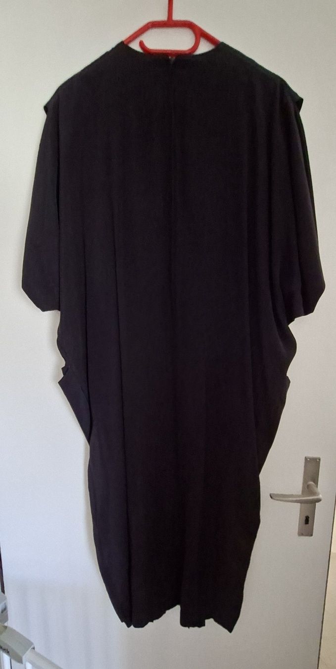 Kleider: Damen Kleid schwarz – Gebraucht aus Uetendorf von Loso8 1