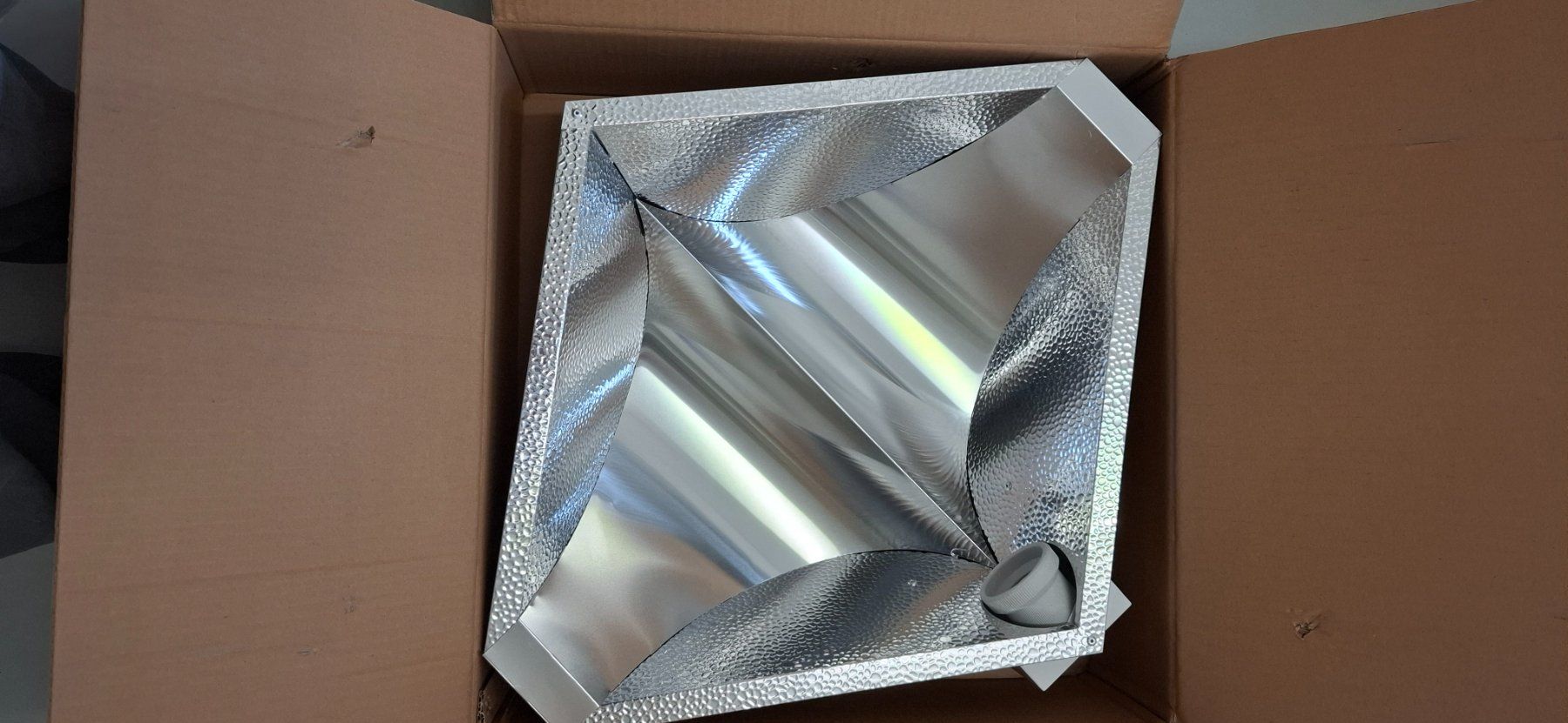 Sonstiges: Diamond Reflektor Large – Neu (gemäss Beschreibung) aus Pfungen von Logo017