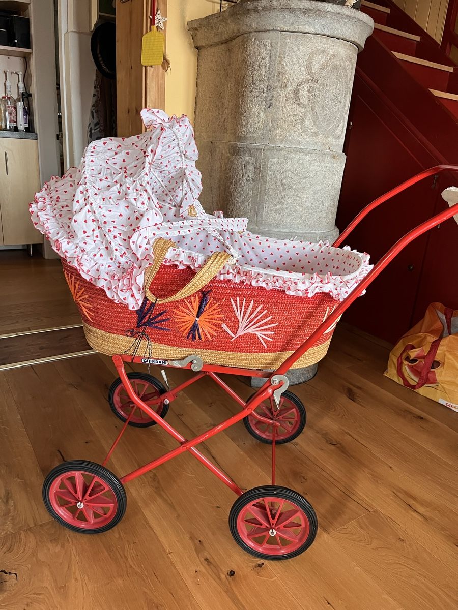 Carrozzine per bambole: Poussette / Landau vintage  – Usato da Les Granges (Salvan) venduto da fra_b76p 1