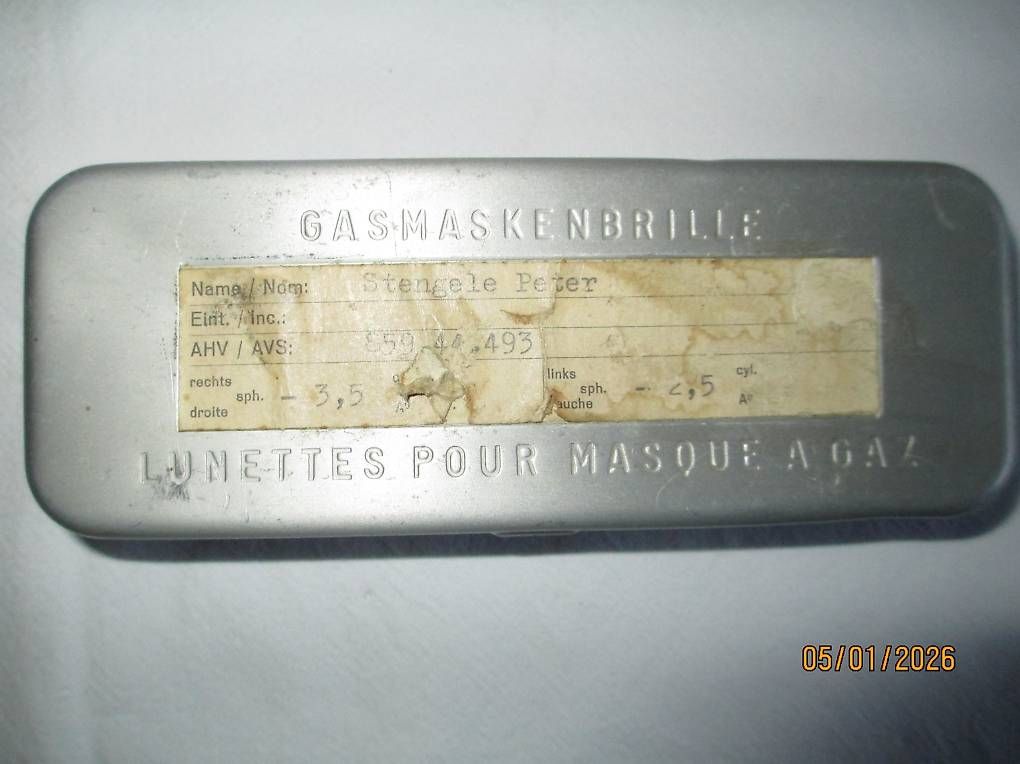 Uniformi: Militär Gasmaskenbrille Aludose – Usato da Riehen venduto da dipus