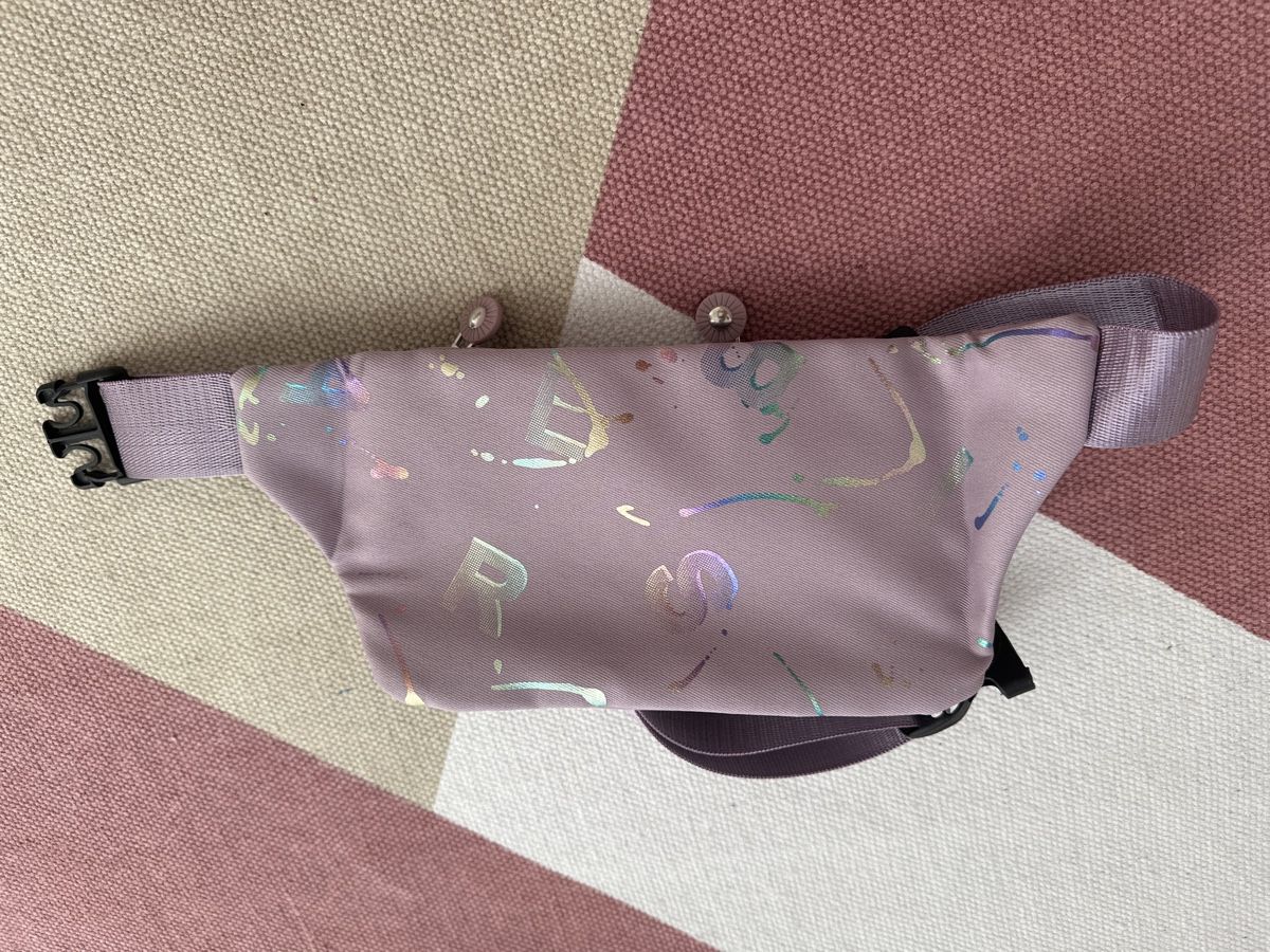 Borse: Stylische Bauchtasche lila mit Glitzer-Effekt – Nuovo e nell'imballaggio originale da Oberurnen venduto da jasmin2fel 1