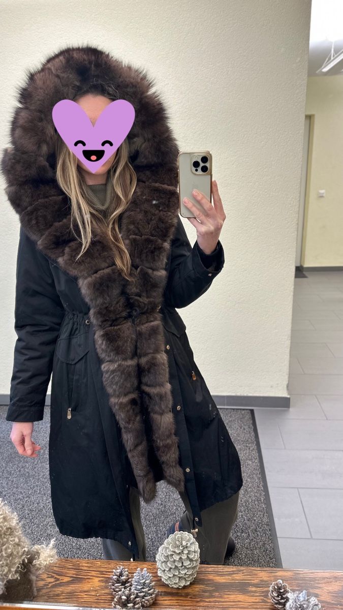 Giacche: parka with natural fur – Usato da Etoy venduto da aal_cby6