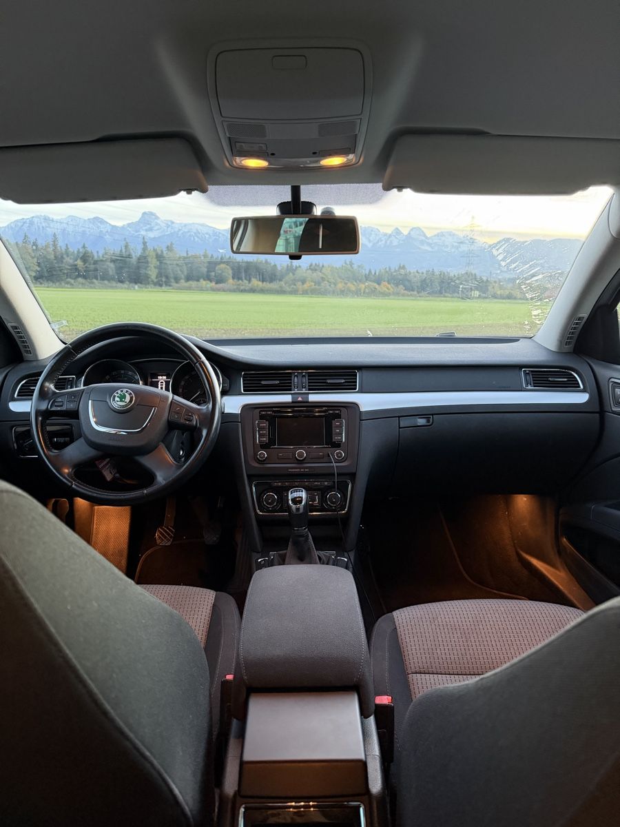 Skoda Automobili: Skoda Superb – Usato da Herbligen venduto da oli1 7
