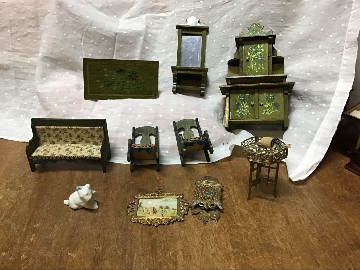Spielzeuge: Antikes Mini Puppenstübli – Gebraucht aus St. Gallen von Goldlilly 5