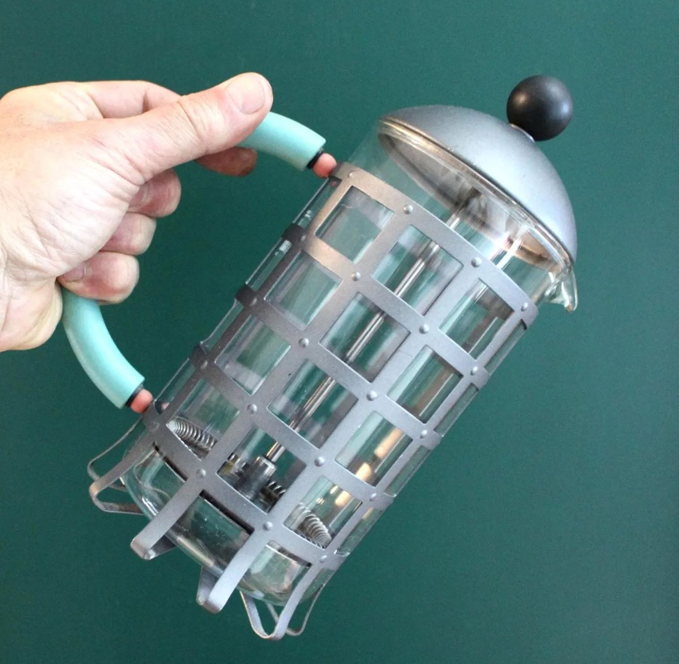 Alessi Teiere: Alessi Kaffeekrug 80er Jahre – Usato da Holziken venduto da Xheon 3