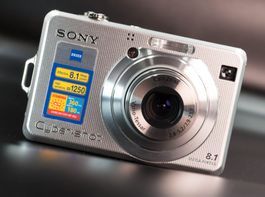 Sony DSC-W100 Digitalkamera / 1.8-inch Sensor