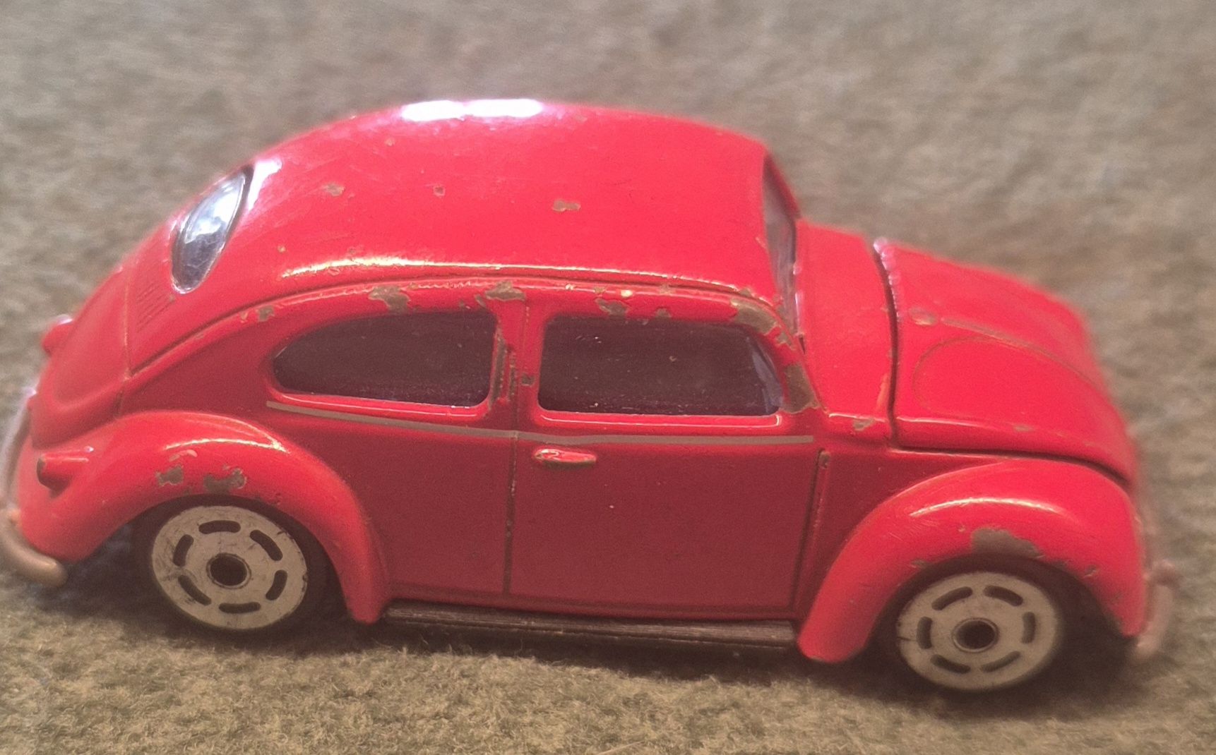 Majorette Giocattoli: VW Beetle Majorette rot gebraucht – Usato da Halten venduto da GiMu.84 1