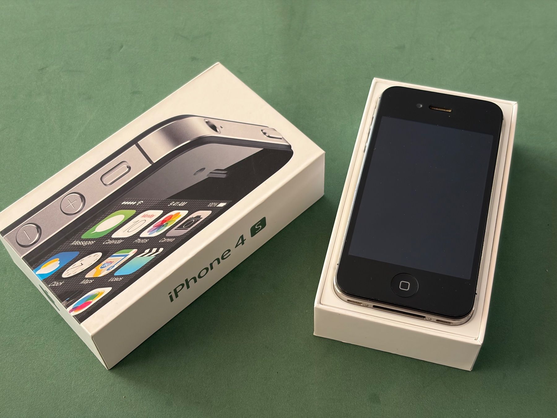 Apple Portables: iPhone 4S, 8GB, original Verpackung – D'occasion à Brig par bay_td27 5