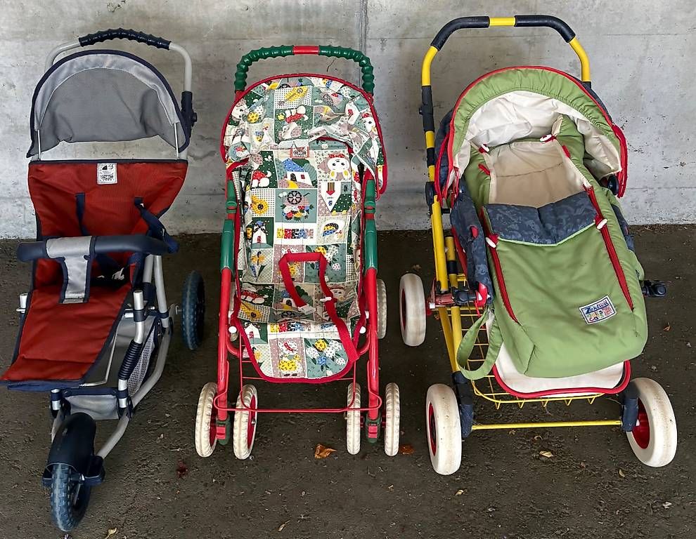 Carrozzine per bambole: Drei Puppen-Kinderwagen – Usato da Affoltern am Albis venduto da MASVA