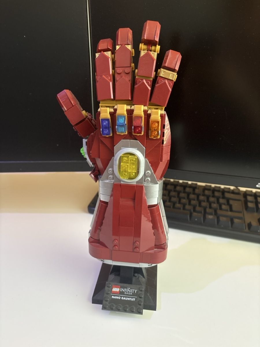 Lego Statuette: Marvel Infinity Handschuh – Usato da Bülach venduto da kim_k2fn