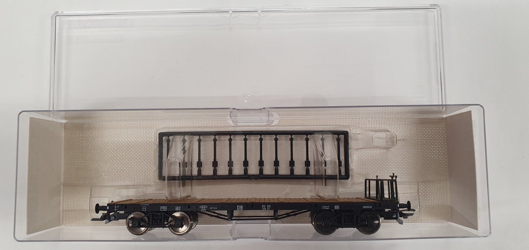 Fleischmann Modellini di ferrovie: Fleischmann 5286 K   DB SSK07 Flachwagen – Nuovo e nell'imballaggio originale da Würenlos venduto da jub_nd5j