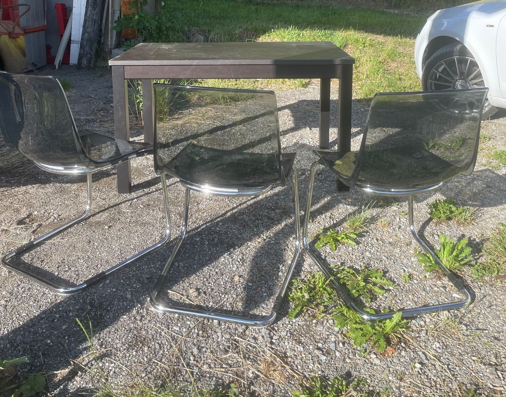 Ikea Sedie: Esstisch mit 3 Freischwinger-Stühlen – Usato da Serneus venduto da jan_6g25 4