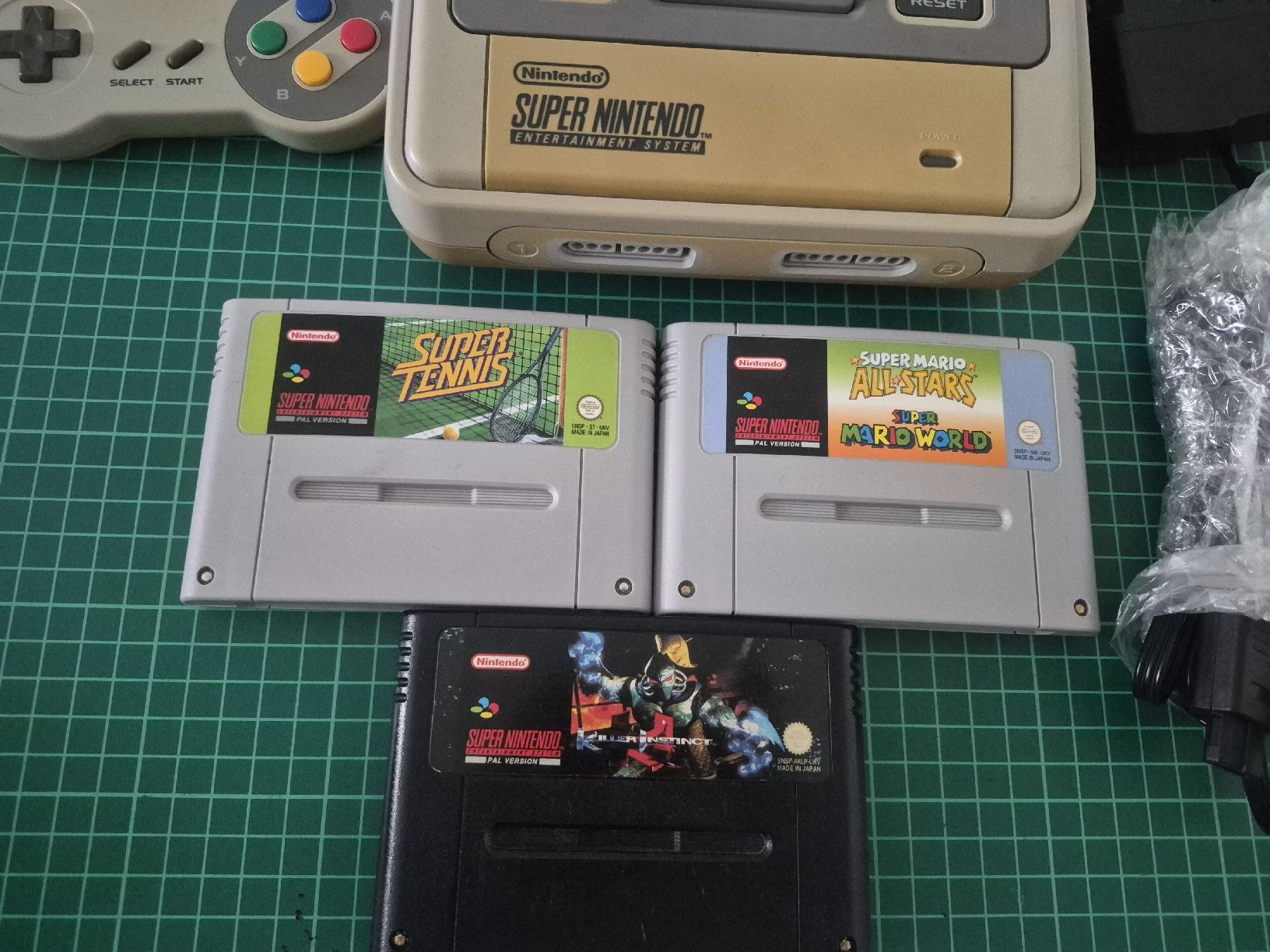 Nintendo Console: Nintendo Super NES Bundle - Great Condition! PAL SNES – Usato da Meyrin venduto da Retro-GZ 1