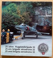 Buch 25 Jahre Flugplatzbrigade 32