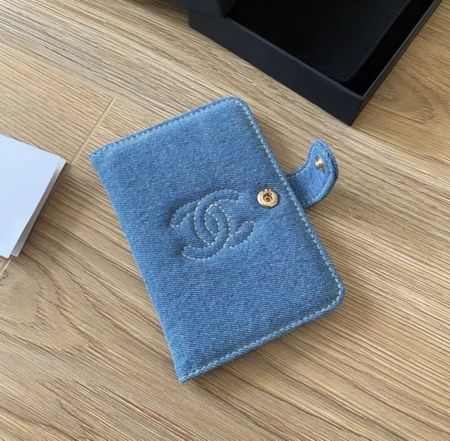 Chanel Kartenetui Denim blau mit Box neuwertig