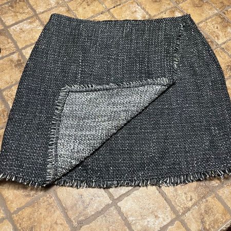 Stupenda New Look tweed gonna- nuova- L👍per primavera