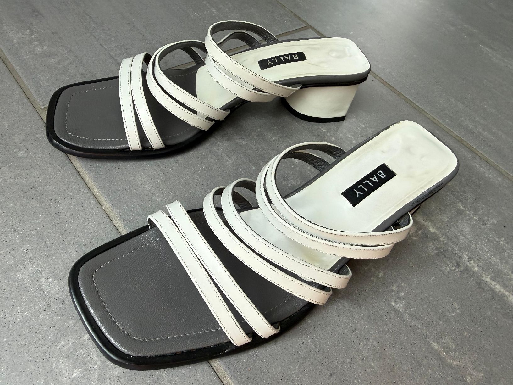 Bally Chaussures femmes: Bally Mules Sandalen Gr.38 – D'occasion à Winterthur par tim_cl8x