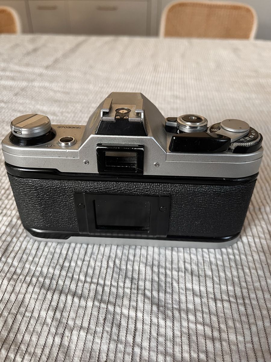 Canon Kamera: Canon AE-1 – Gebraucht aus Winterthur von elf_nuenzg 1