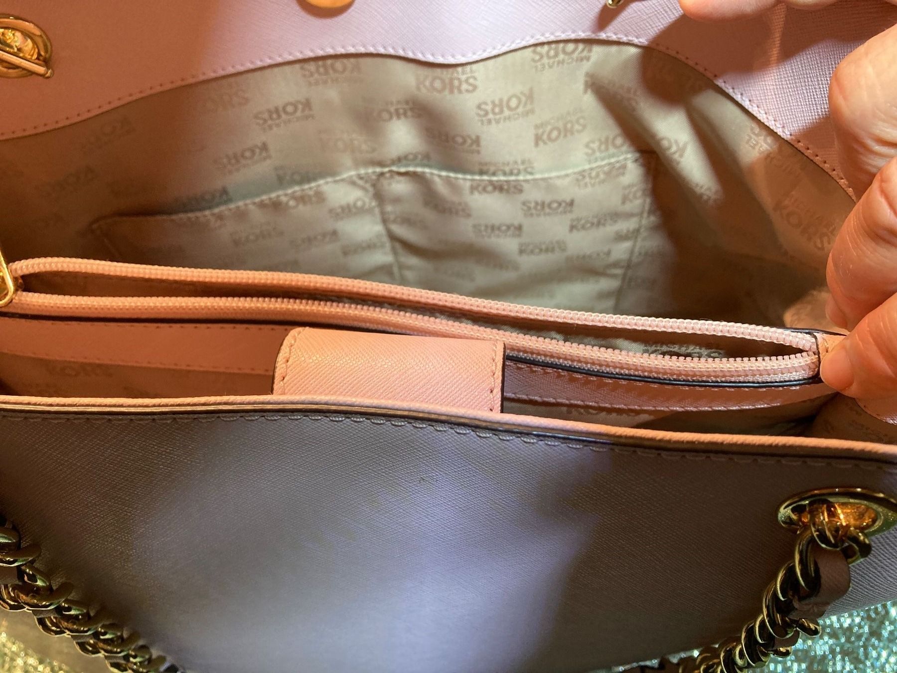 Michael Kors Sacs femmes: Handtasche Michael Kors – D'occasion à Muttenz par 4uLadies 2