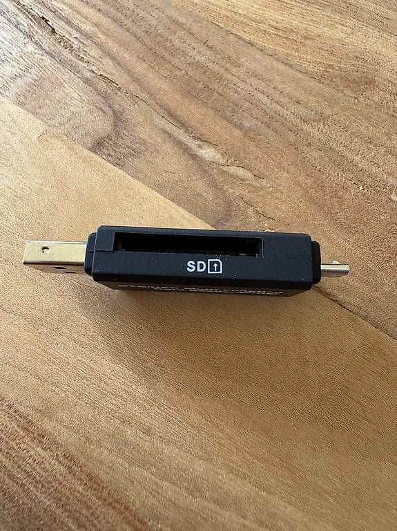 Kartenlesegeräte: Vanja USB SD/microSD Kartenleser mit Micro-USB OTG – Gebraucht aus Zug von jonasg 2