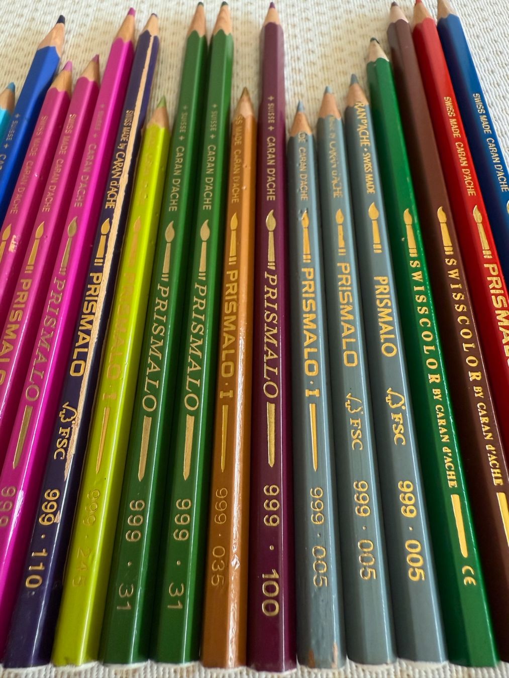 Caran D'Ache Matite, matite colorate & gessi: Caran D'Ache - 50 crayons de couleur – Usato da Sion venduto da accroshoes 5