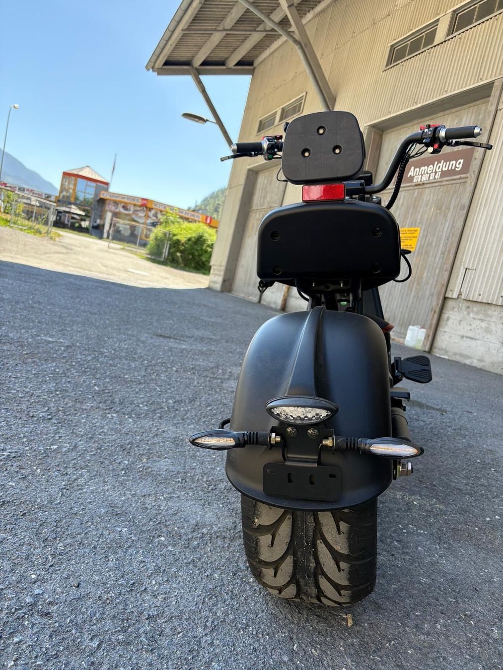 Next Electric Motors Scooter: E-Scooter Schwarz Matt – Nuovo (secondo la descrizione) da Visp venduto da mbb_xs75 2