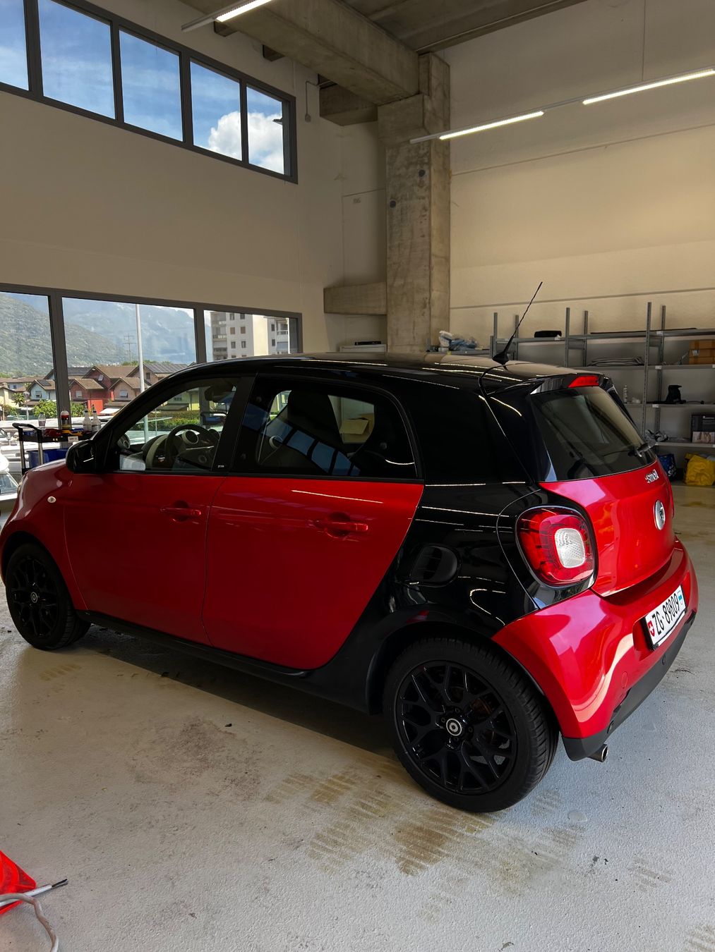 Smart Automobili: Smart Forfour 0.9 Turbo – Usato da Zug venduto da Welcome22 4