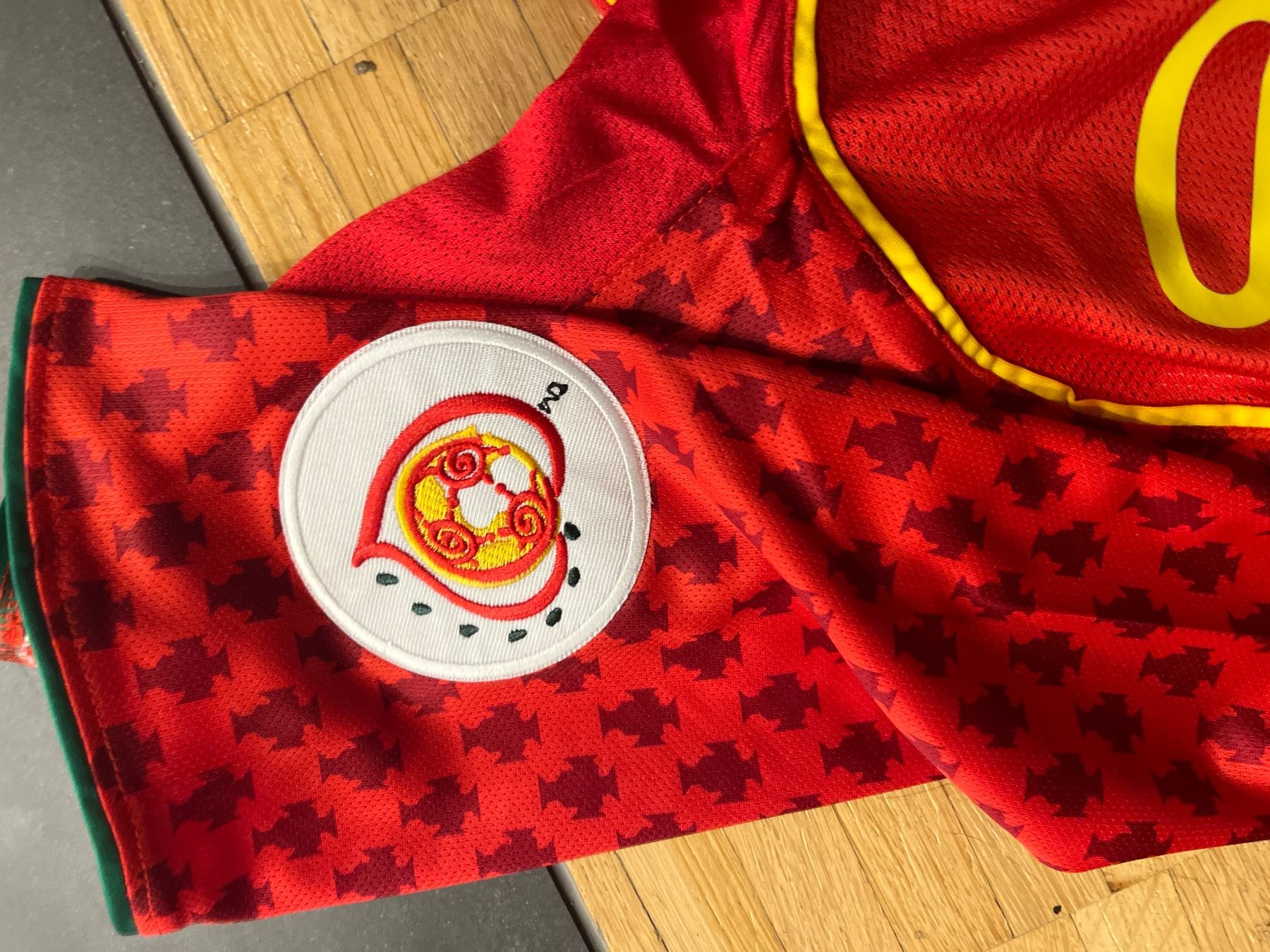 Nike Maillots de corps & Pantalons: Cristiano Ronaldo trikot 2004 – Neuf avec emballage d'origine à Wald ZH par L46 6