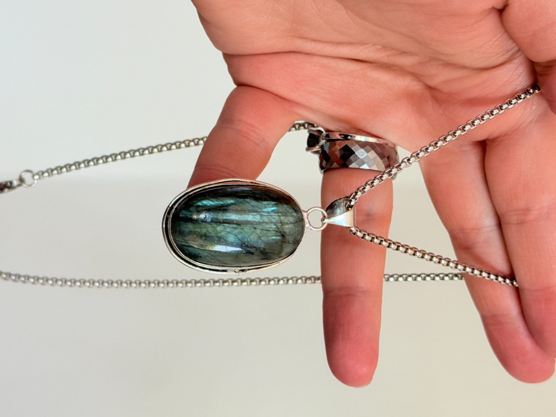 Ketten: Collier avec Labradorite – Neu und originalverpackt aus Genève von AWWA 5