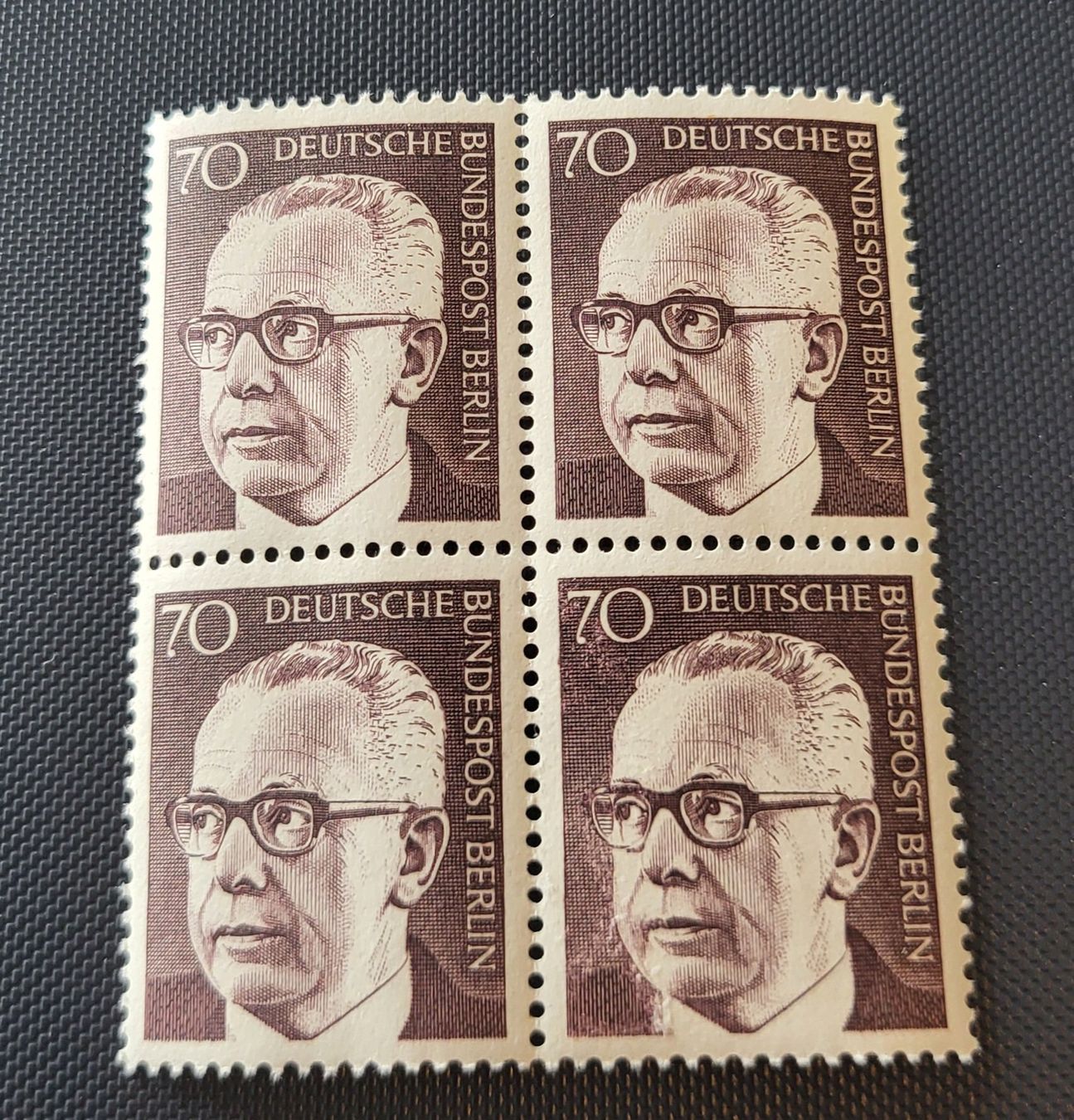 Tutti i francobolli: Berlin 1971 Viererblock briefmarke – Usato da St Gallen venduto da Stampsalshobby