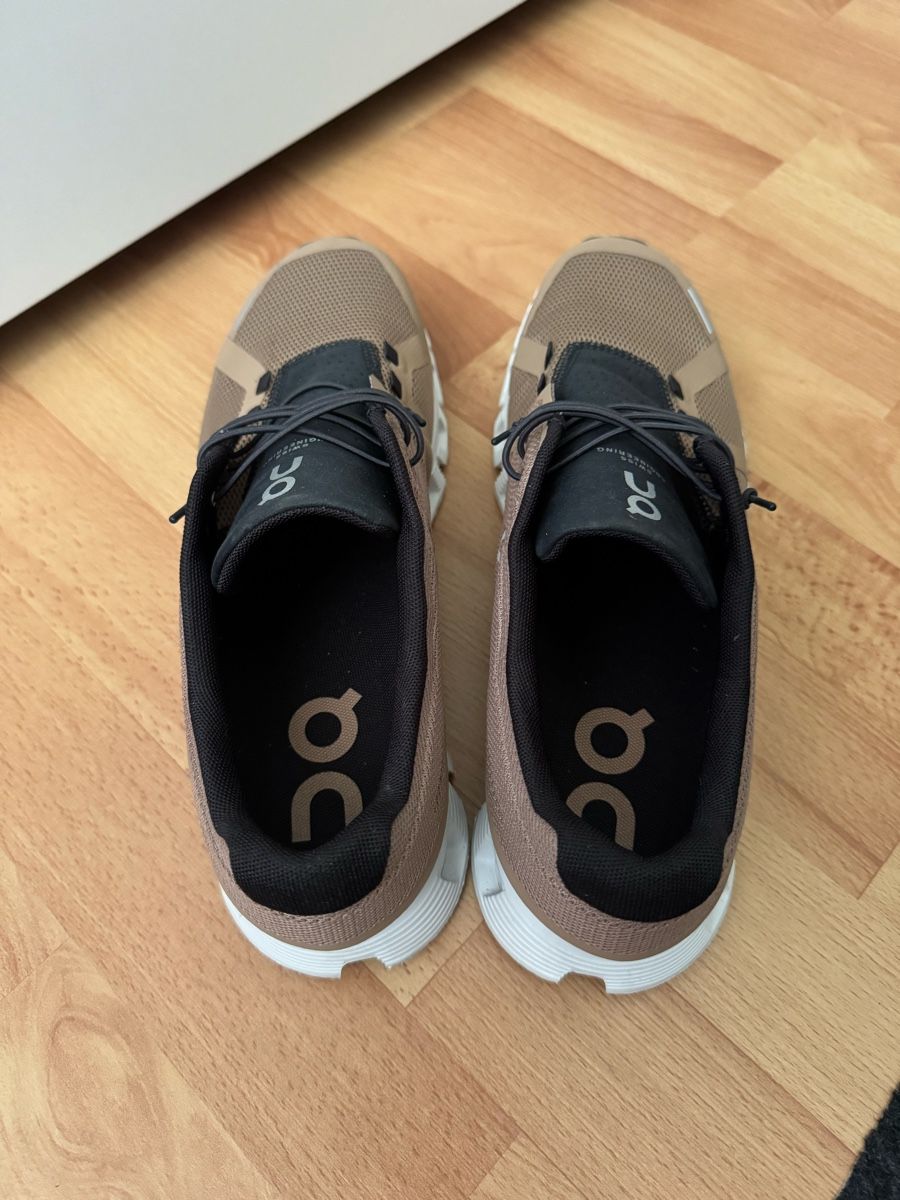 On Chaussures hommes: ON Cloud 5 Gr. 44 neu – Neuf (Voir description) à Glis par sportivo88 1
