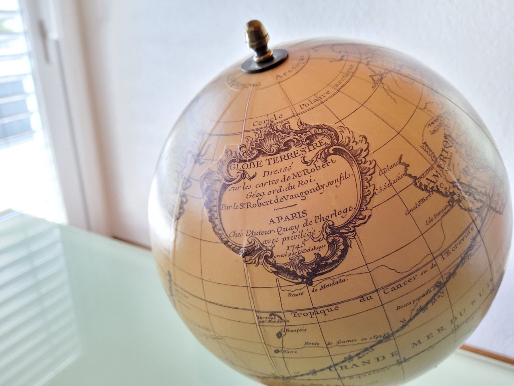 Sonstige Dekorationen & Accessoires: Petit globe terrestre décoratif ancien  – Gebraucht aus Malleray von Broc-Mo 4