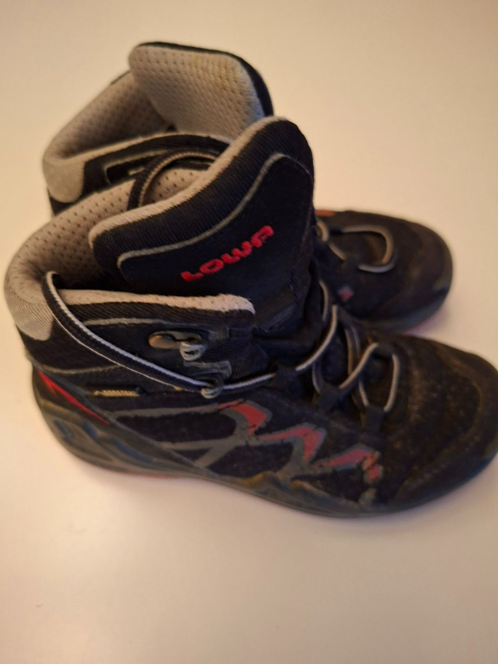 Lowa Scarpe da uomo: Wanderschuhe Lowa – Usato da Lohn SH venduto da Zwierbel 3